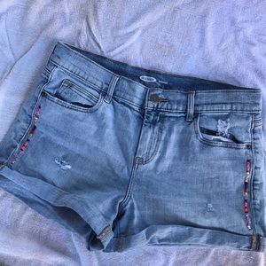 Cute detailed Old Navy  boyfriend Jean shorts